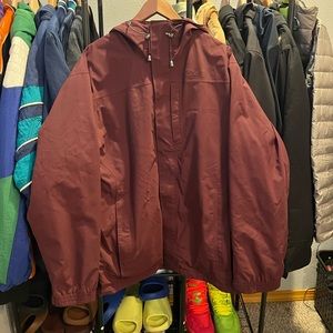 Cabelas Men’s Gore Tex Hooded Rain Coat Jacket Waterproof Burgundy